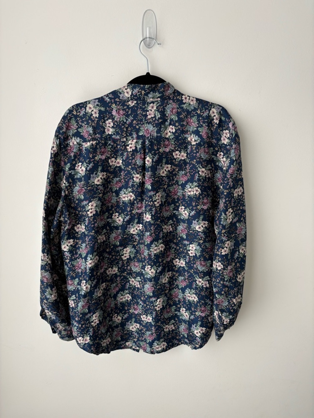Vintage 100% Silk Floral Blouse Cottagecore Romantic Button Down  Navy - Picture 10 of 10